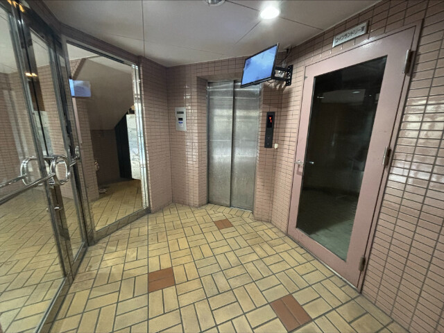 エントランス　エントランス