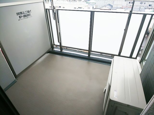 バルコニー