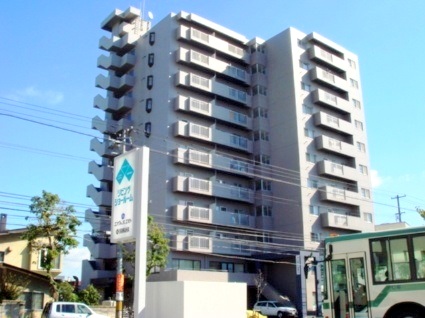 建物外観　鉄筋鉄骨コンクリート造の高層マンションです♪