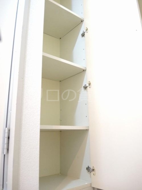 収納　※別号室参照間取り反転