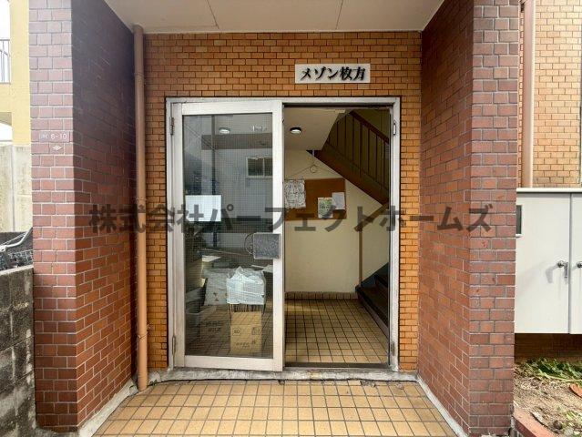 エントランス　建物の内部です