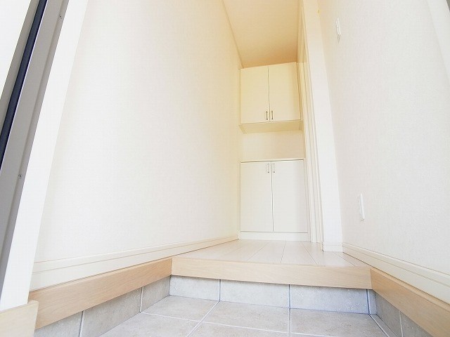 玄関　別部屋参考写真