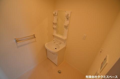 洗面設備　洗髪洗面化粧台