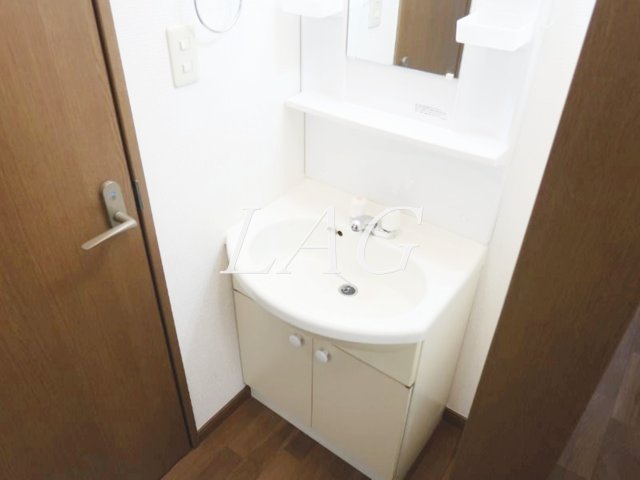 洗面設備　独立洗面台です。
