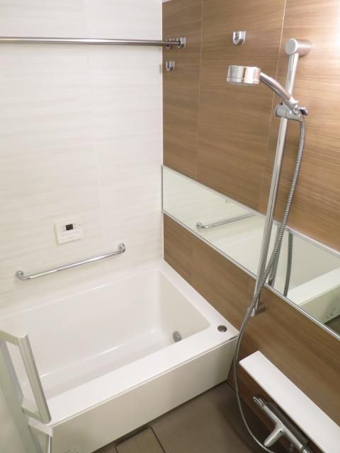 バス・シャワールーム　他部屋参考写真