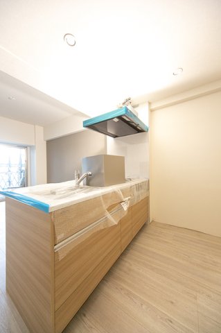 キッチン　※写真は同タイプ住戸です。