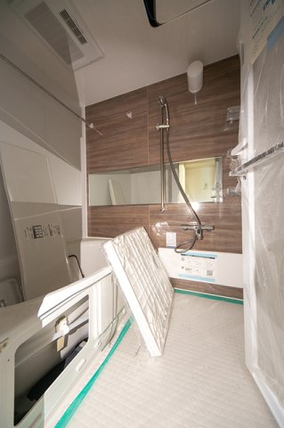 バス・シャワールーム　※写真は同タイプ住戸です。