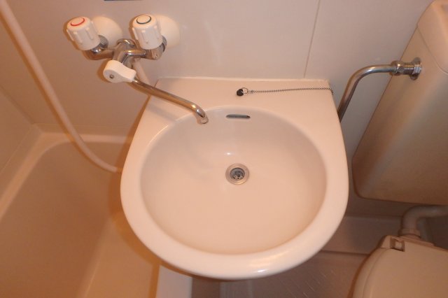 洗面設備　他のお部屋の参考写真となります。