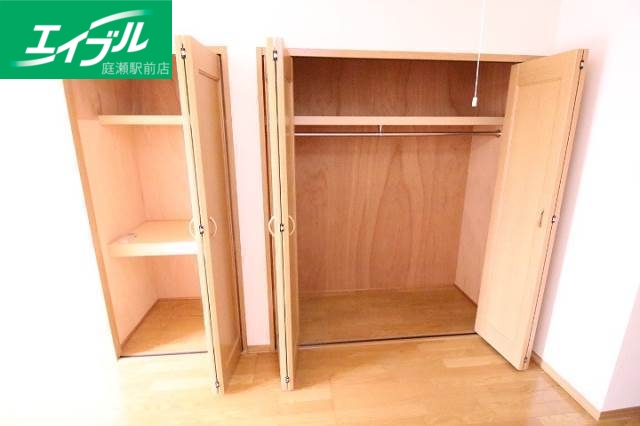 収納　同タイプのお部屋の写真です