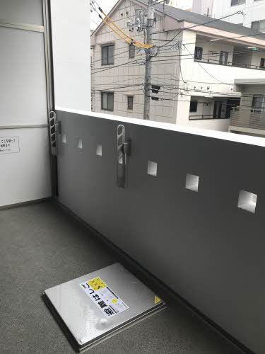 バルコニー　バルコニー
