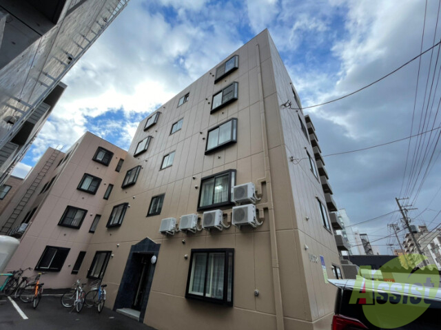 建物外観　札幌市中央区南６条西「リリアン」