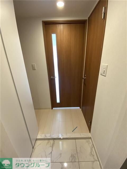 玄関　★お部屋探しは株式会社タウンハウジング東京まで★