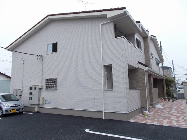 建物外観　アルバーダのご紹介は住まいの窓口アアソシエにお任せください。