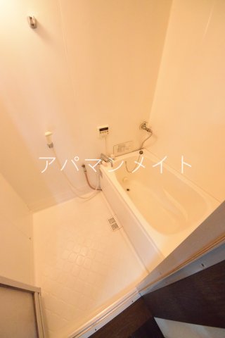 バス・シャワールーム　お風呂で日々の疲れを落としましょう