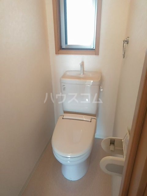 【ヴィルヌーブ南棟のトイレ】