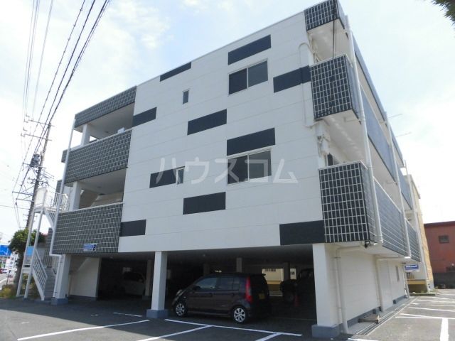 掛川市大渕のマンションの建物外観