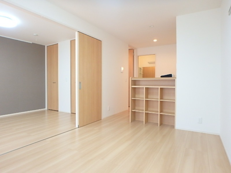 居室・リビング　図面と現状に相違がある場合には現状を優先