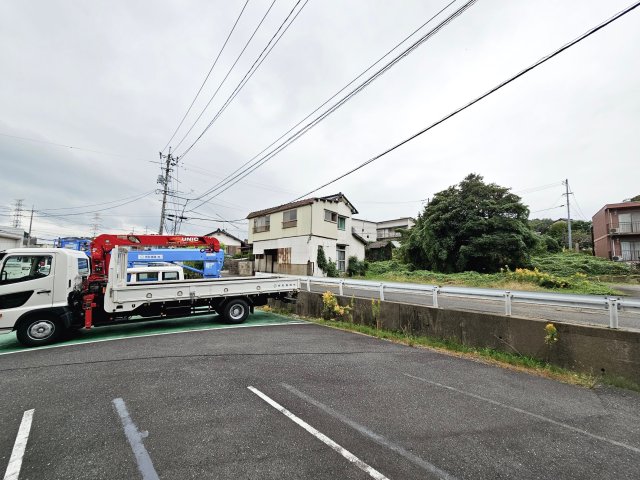 【リシェンヌの駐車場】