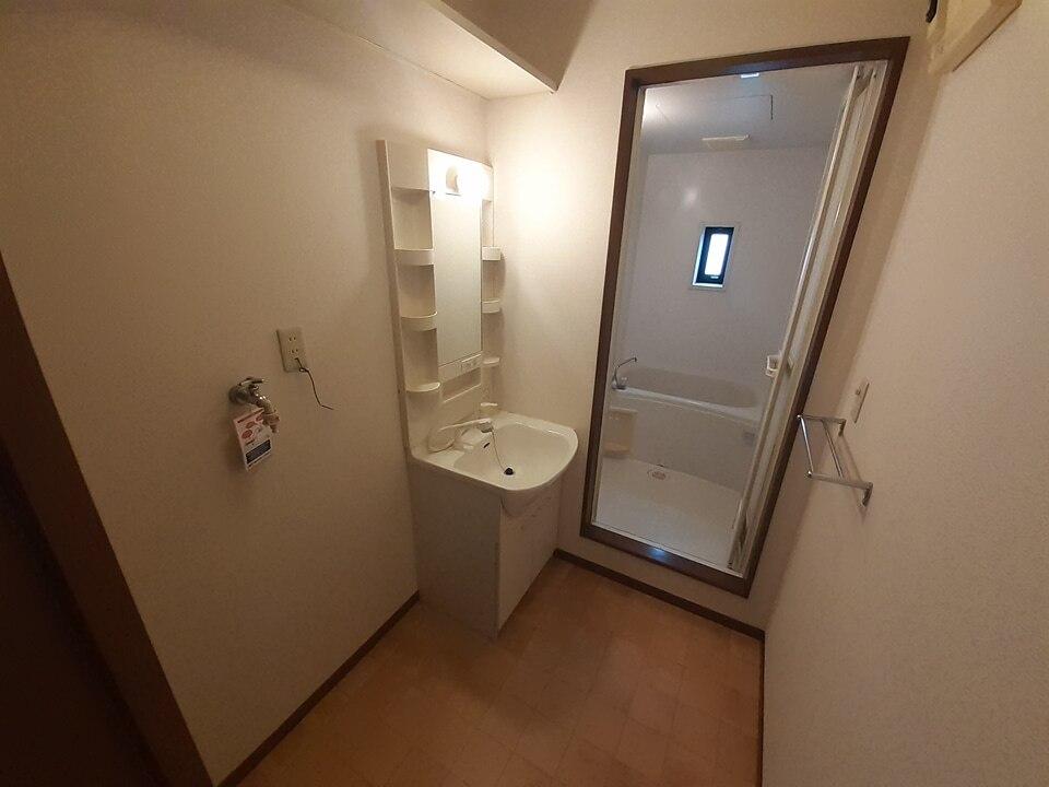 洗面設備　※現況優先です。