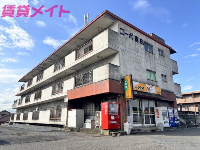 【四日市市富田浜町のマンションの建物外観】