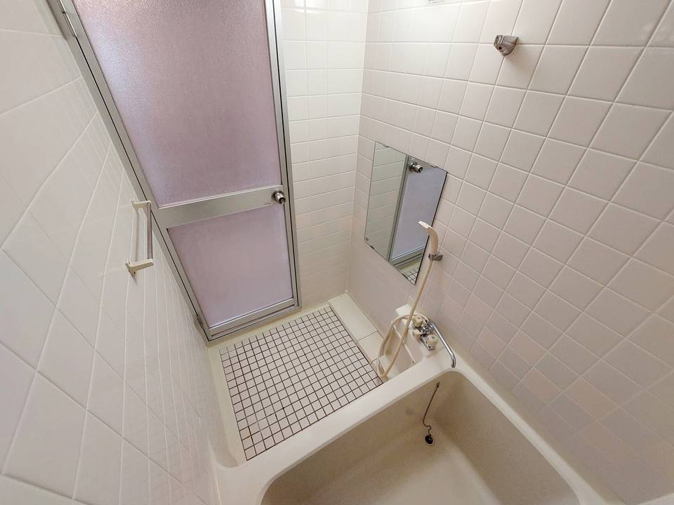 バス・シャワールーム　浴室