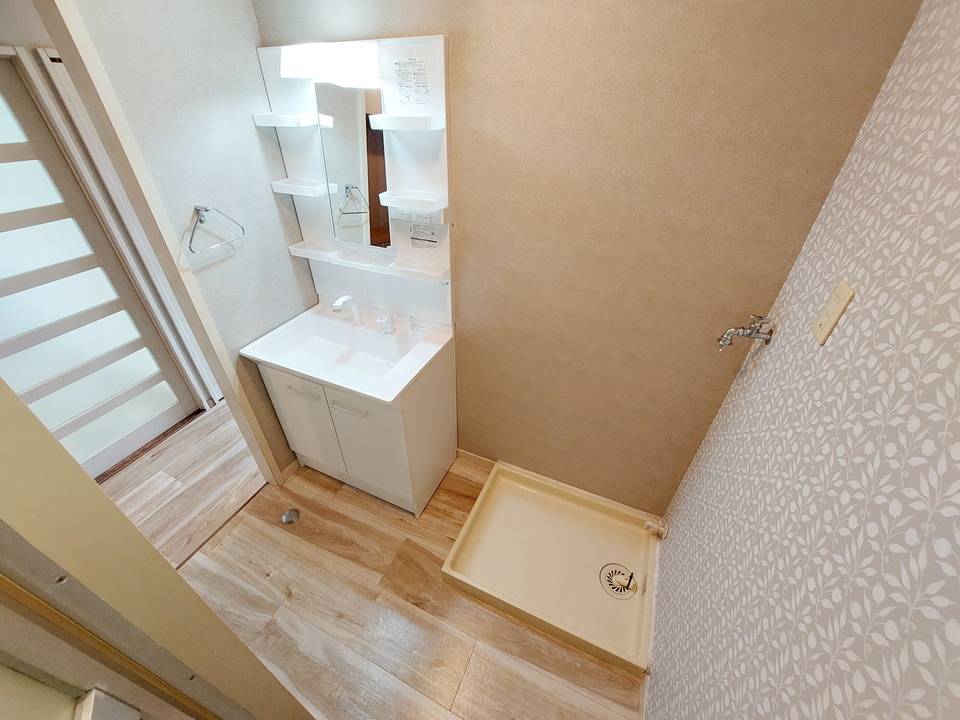 洗面設備　洗濯機置場