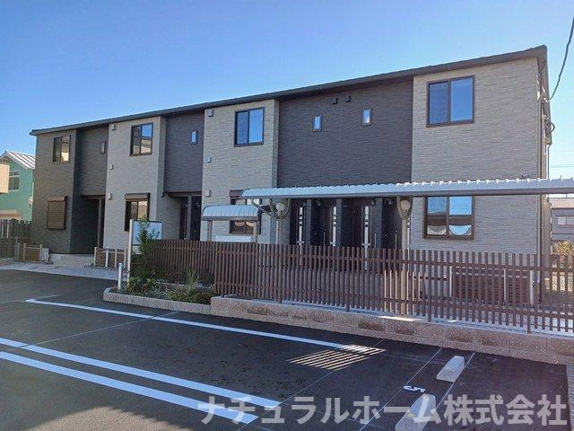 豊橋市牛川通のアパートの建物外観