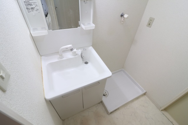 洗面設備　脱衣場です。