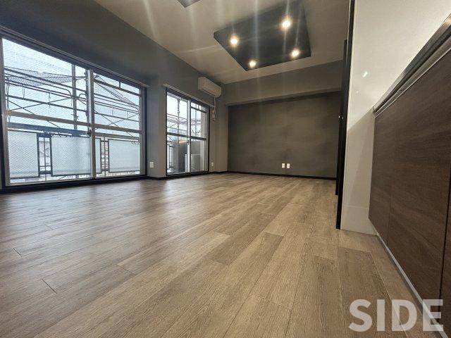 居室・リビング　※別号室参考画像