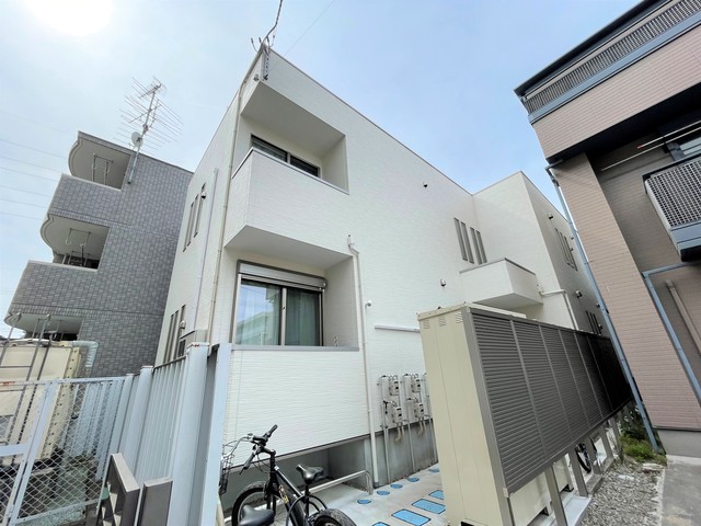 グランティック卸町の建物外観