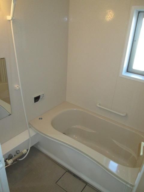 バス・シャワールーム　★広めの浴槽！★