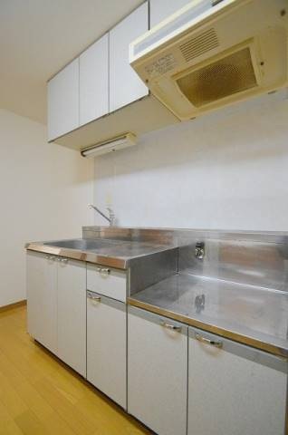 キッチン　広々使えるキッチン