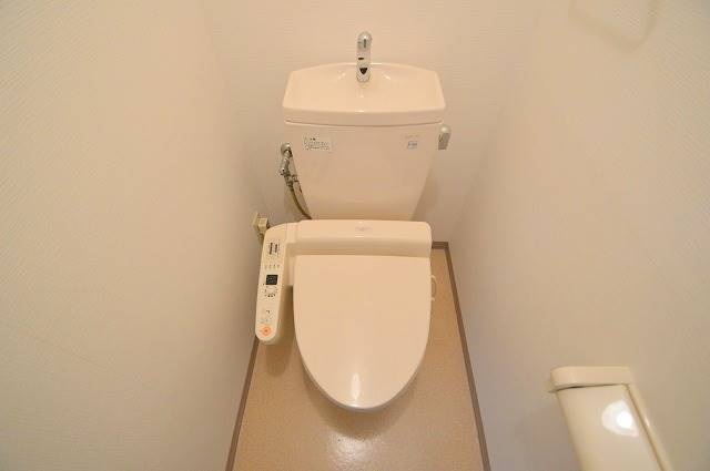 トイレ　大人気のウォシュレット付トイレ