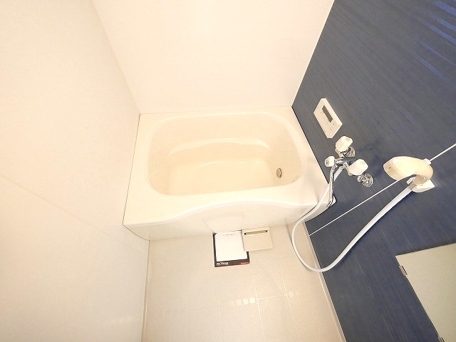 バス・シャワールーム　日々の暮らしに欠かせないお風呂です