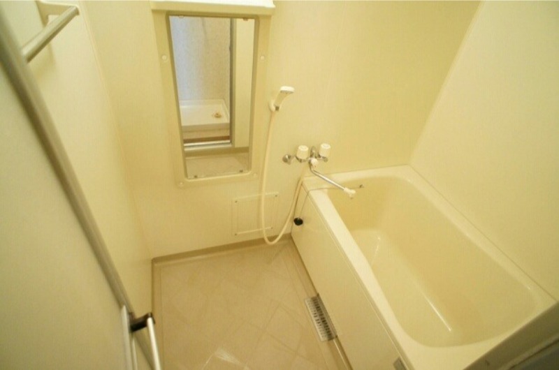 バス・シャワールーム　図面と現状に相違がある場合には現状を優先