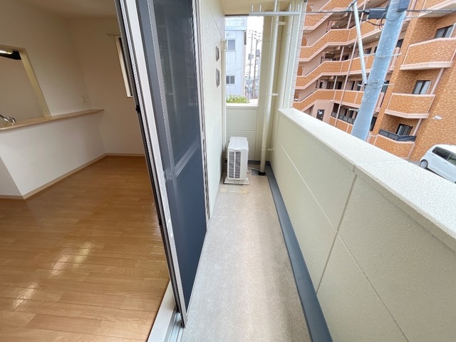 バルコニー　ベランダ