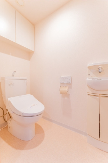トイレ　別号室参考写真
