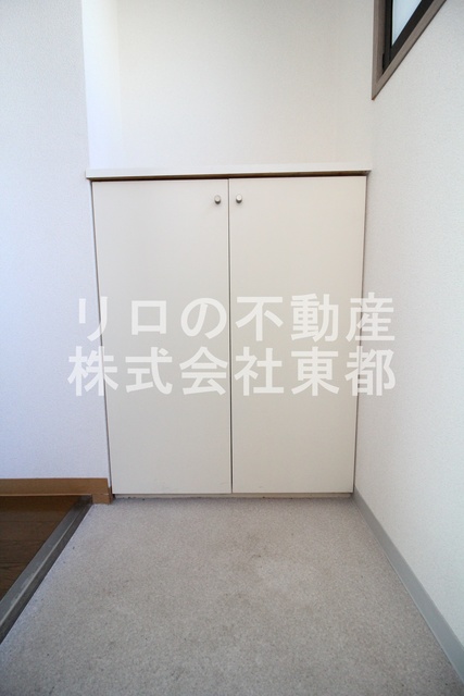 玄関　すっきりシンプルな玄関スペースです！