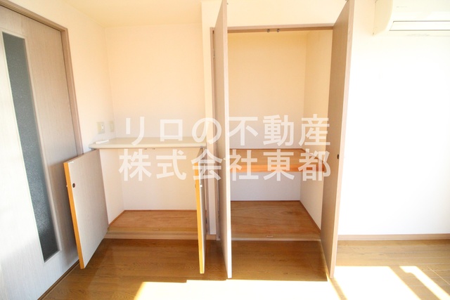 収納　奥行のある収納付です！増えがちな荷物をもスッキリ収納できます