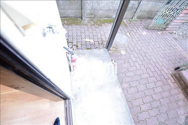 その他部屋・スペース　ベランダに洗濯機置けます！