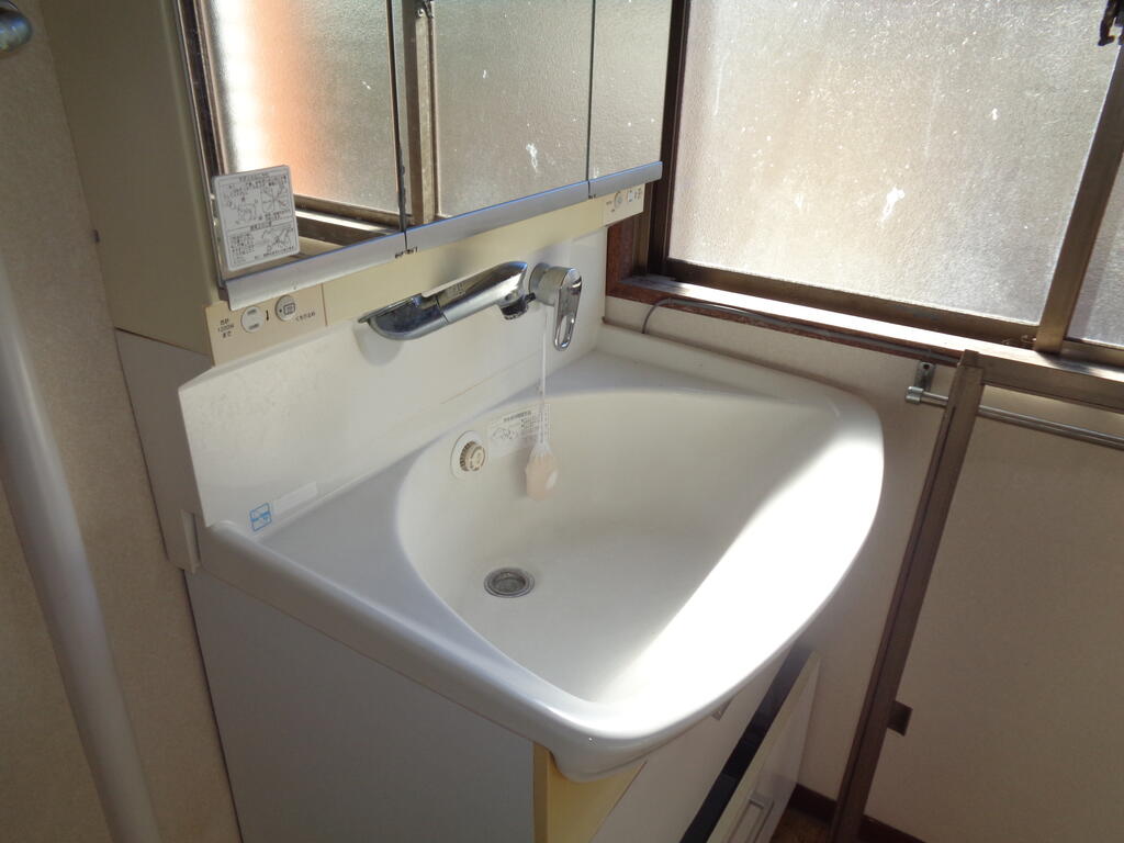 洗面設備　２階