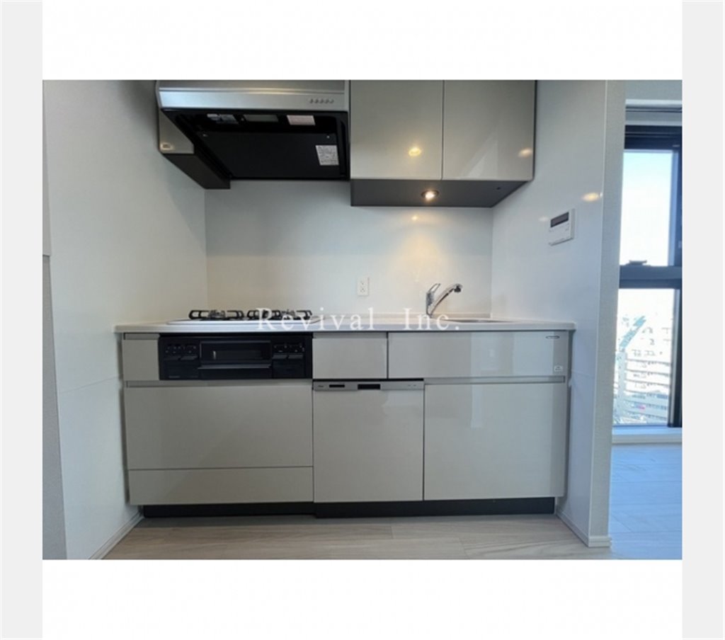 キッチン　3口ガスコンロでございます