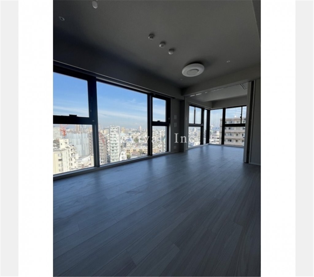 その他設備　開放感のある室内でございます