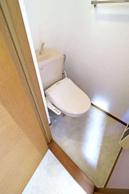 トイレ　図面と現状に相違がある場合には現状を優先