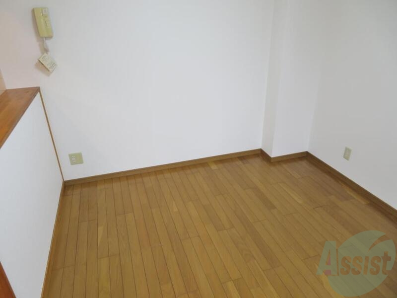 その他部屋・スペース　落ち着く雰囲気で寝心地が良さそう。ベッドはどこに置こうかな。