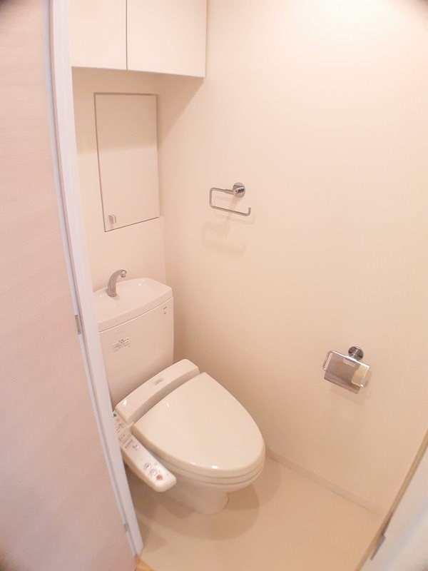 トイレ　別号室参考写真