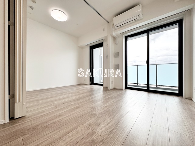 居室・リビング　開放感のあるゆったりとしたお部屋です♪