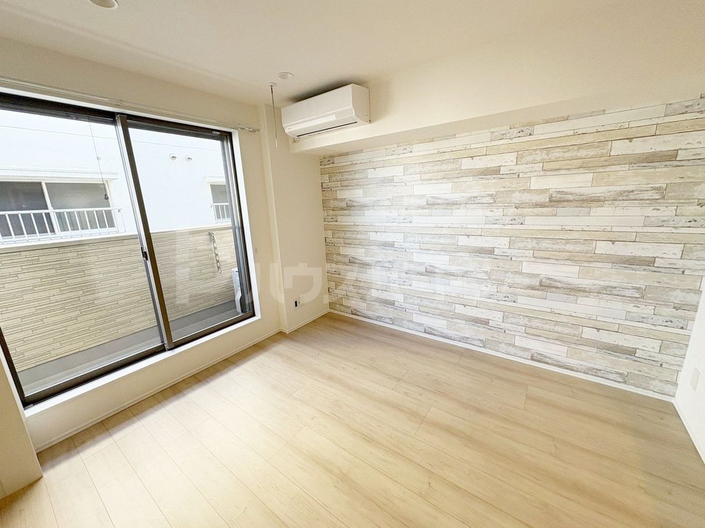 居室・リビング　※別号室参考写真※