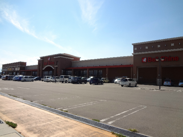 スーパー　ベルシャイン箕輪店（スーパー）まで507m