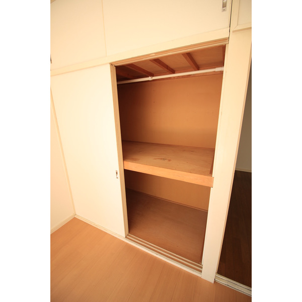 収納　収納　２箇所